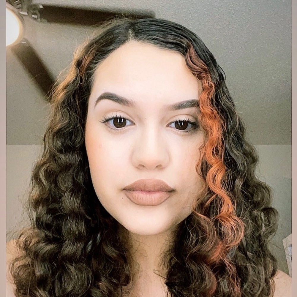 Meet your Posher, Caudia